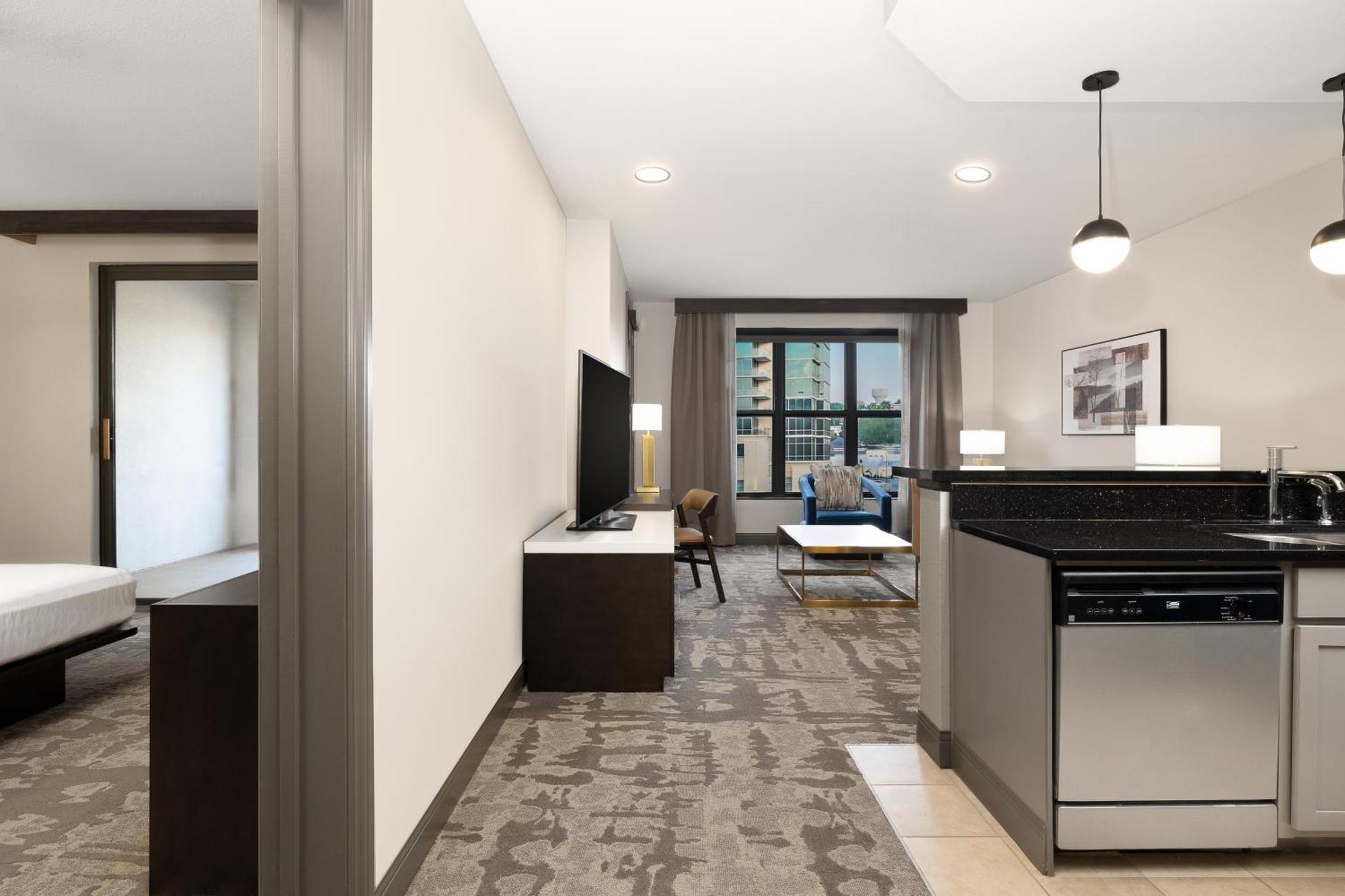 Hilton Promenade Branson Landing Hotel Bagian luar foto